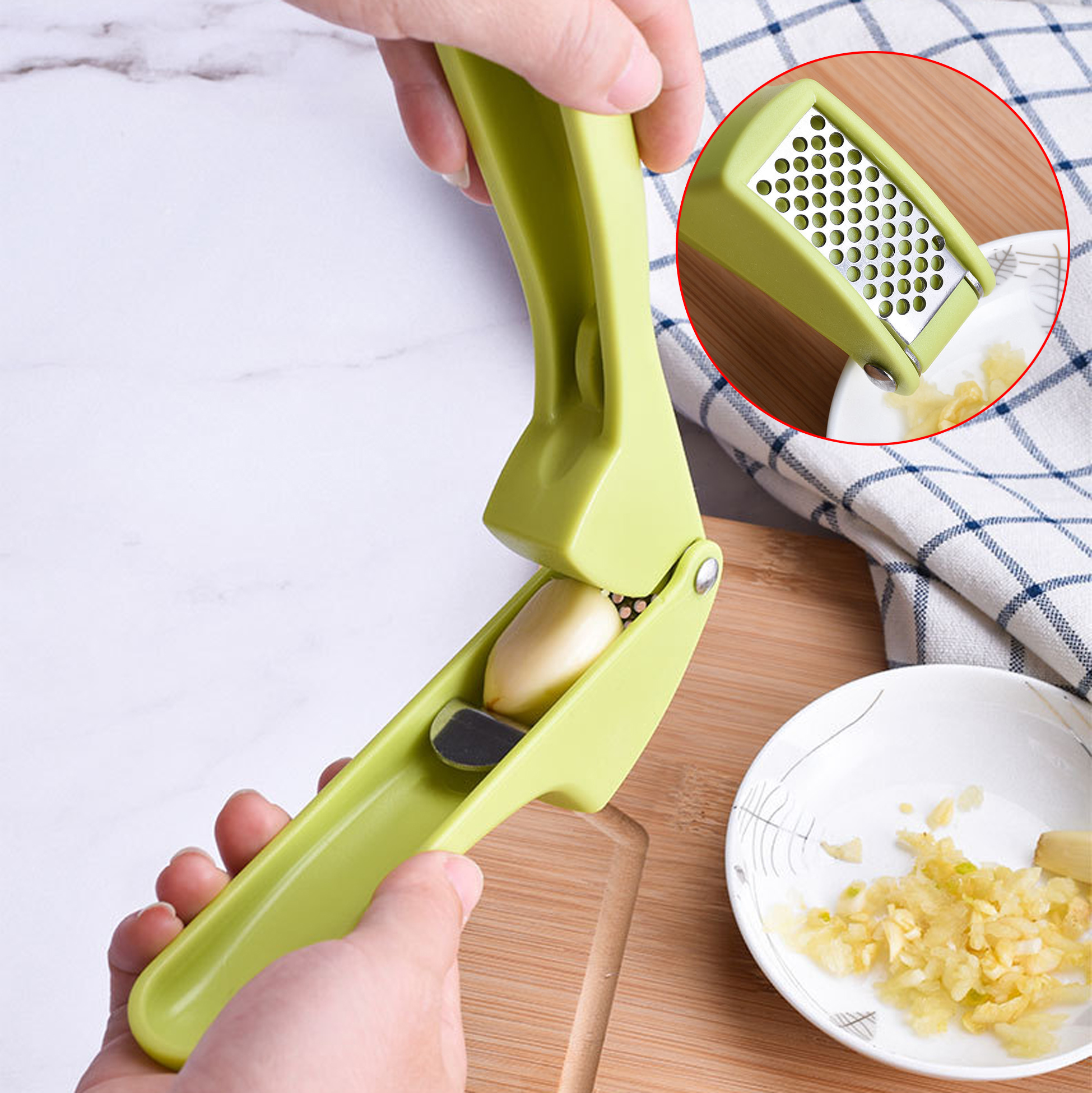 Garlic Press with Ergonomic Handle